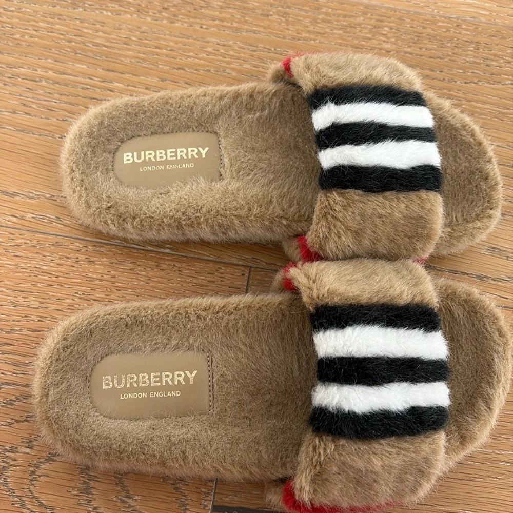 Burberry Brown and Red Cozy Slide Sandals size 34